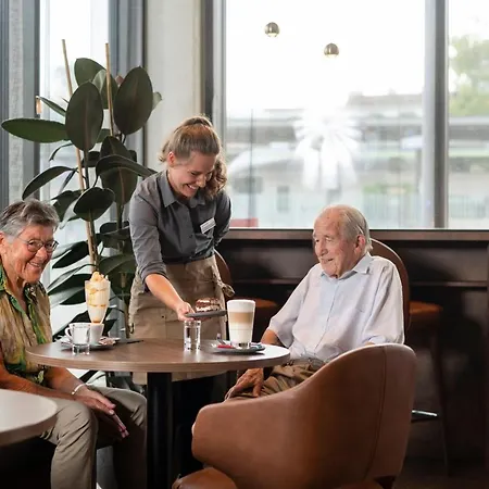 Senevita Dorfmatt Und アパート *